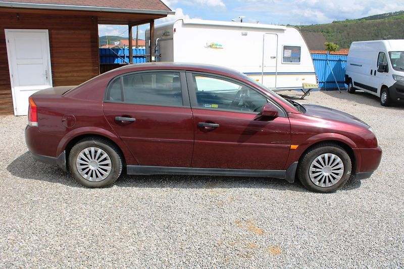 Opel Vectra (2002) 1,8i KLIMA EL.OKNA TEMPOMAT - fotka 8 z 16