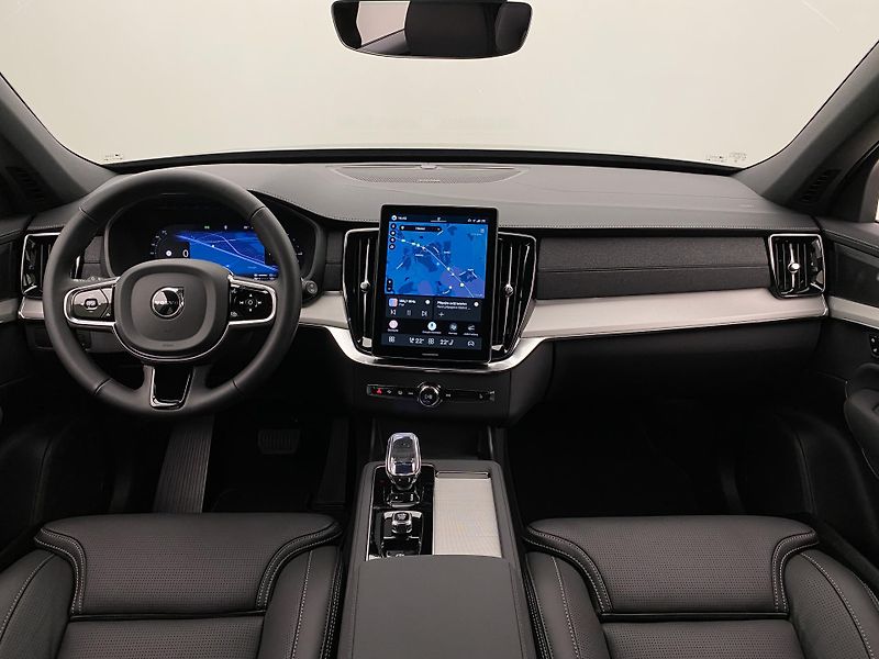 Volvo XC90 (2026) T8 AWD BLACK EDITION PLUS 7m - fotka 2 z 72