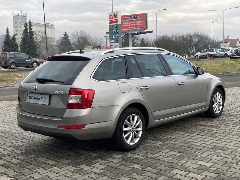 Škoda Octavia (2017) Combi TDI DSG hezký vůz! - fotka 5 z 28