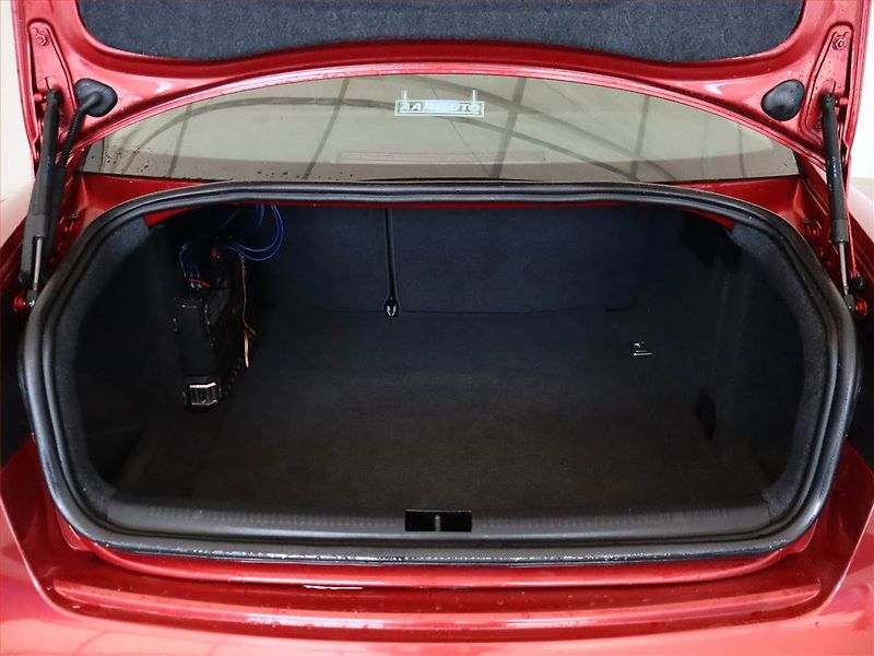Seat Exeo (2010) 2.0 TDI, Serv.kniha, nová STK - fotka 11 z 13
