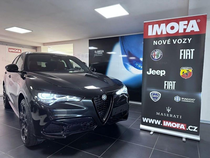 Alfa Romeo Stelvio (2026) 2.0T 280k AT8 ZF Q4 4x4 Veloce - fotka 2 z 16