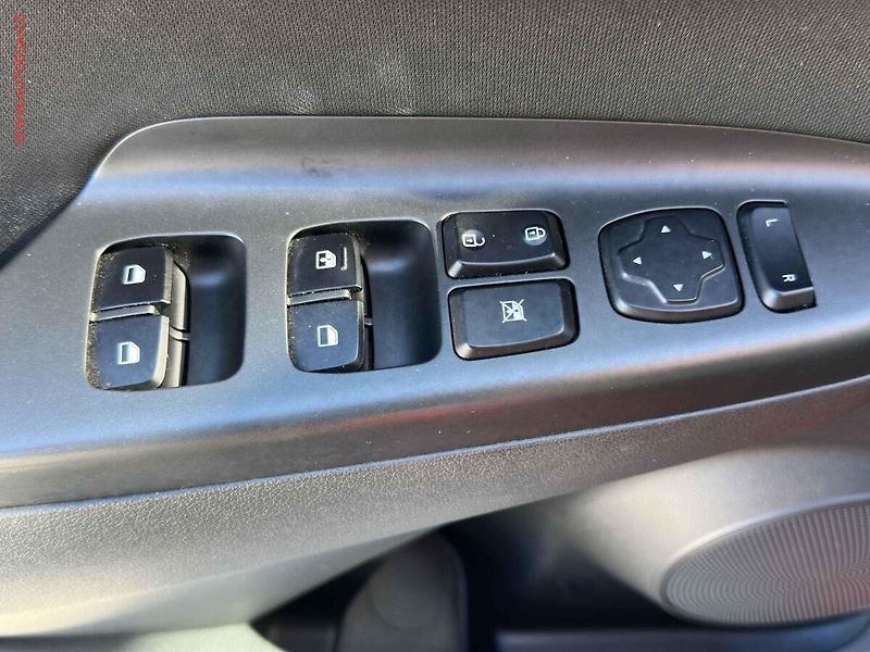 Hyundai Kona (2021) 1.0 T-GDi, ČR, Automat - fotka 11 z 19