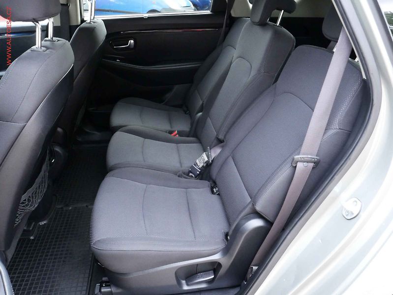 Kia Carens (2013) 1.7 CRDi, 1.maj,ČR, AC - fotka 10 z 18