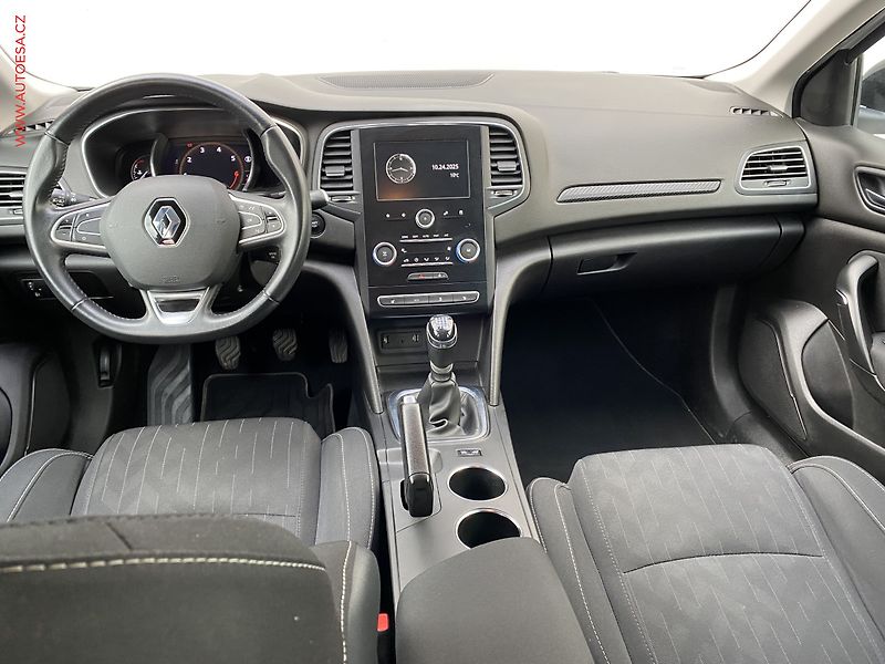 Renault Mégane (2019) 1.3 TCe, 2.maj,ČR, Limited - fotka 8 z 18