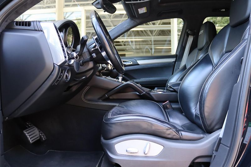 Porsche Cayenne GTS 3.6 V6 324kW 4x4 - fotka 23 z 50