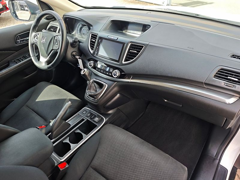 Honda CR-V (2015) 2.0 i-VTEC Elegance REZERVACE - fotka 10 z 40