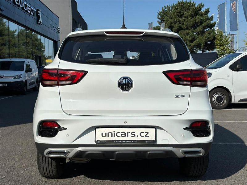 MG ZS 1,5 VTi  Essential Manuál - fotka 5 z 23