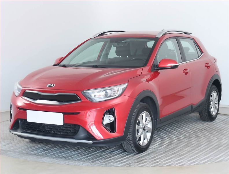Kia Stonic (2019) 1.4 CVVT, Serv.kniha, Navi - fotka 2 z 18