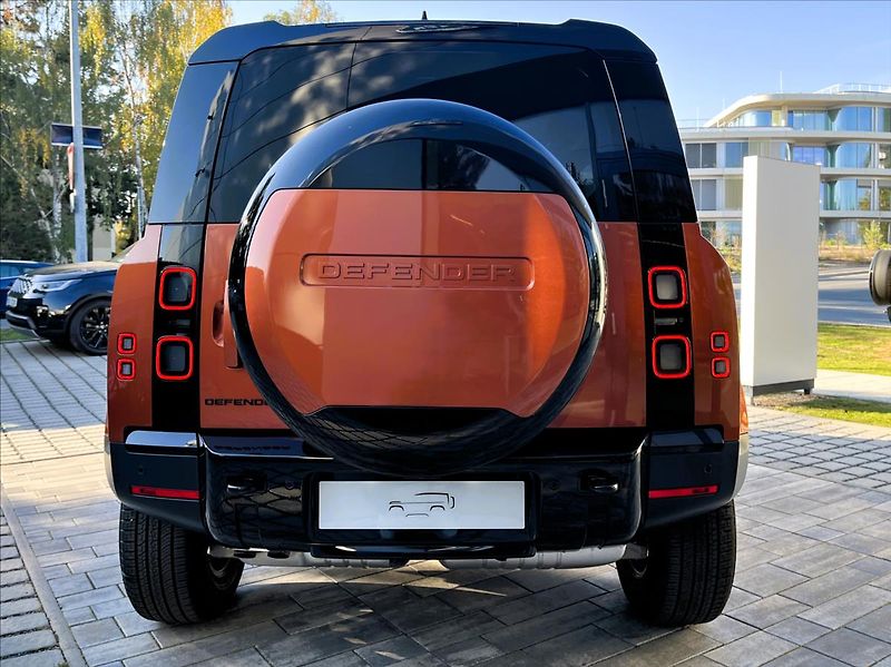 Land Rover Defender (2026) 110 D200 S - fotka 5 z 30