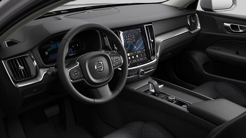 Volvo V60 (2026) B4 AUT CORE - fotka 3 z 13