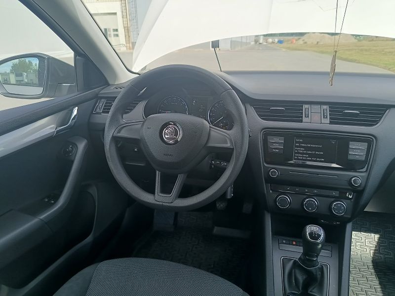 Škoda Octavia III 1.6 TDI - fotka 30 z 40