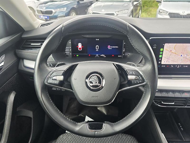 Škoda Octavia 2.0TDI 110KW DSG STYLE+ MATRIX - fotka 37 z 39