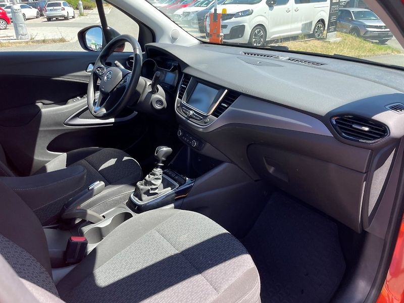 Opel Crossland Edition 1,2 Turbo, MT6 - fotka 12 z 32
