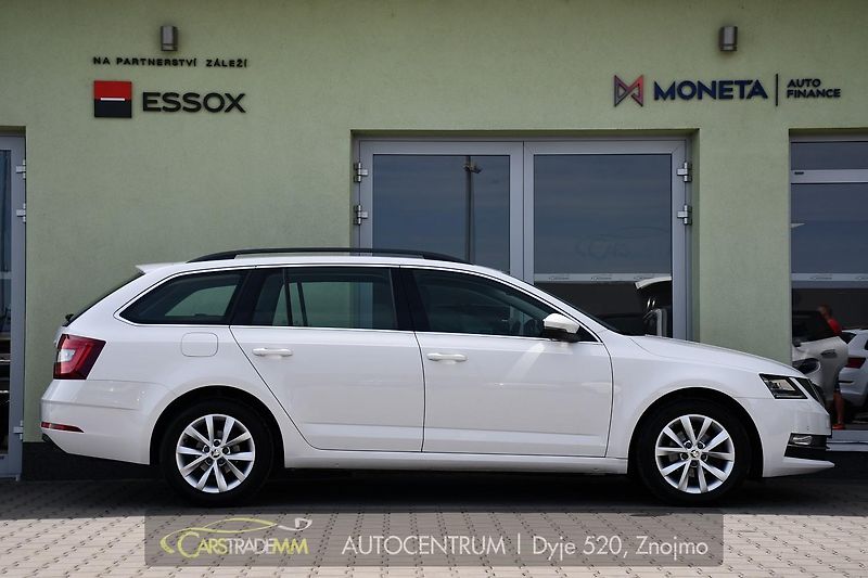 Škoda Octavia 1,6TDI STYLE ČR  - fotka 7 z 53