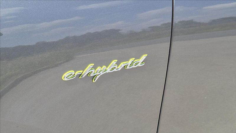 Porsche Cayenne 3,0 E-Hybrid 250Kw DPH coupe - fotka 29 z 29