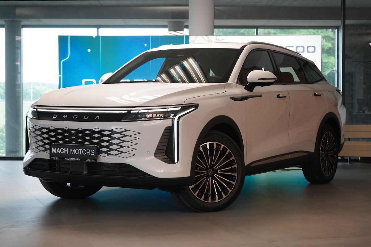 Omoda Ostatní 1.5 T-GDI 3DHT AWD PREMIUM