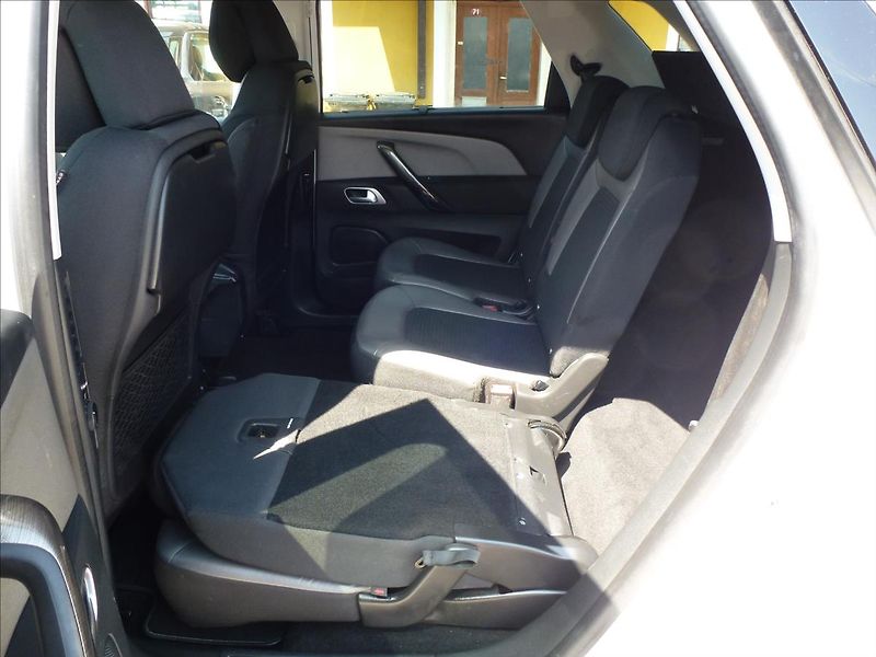 Citroën C4 Picasso 1,2 PureTech 130 S&S MAN6 NAVI - fotka 20 z 56