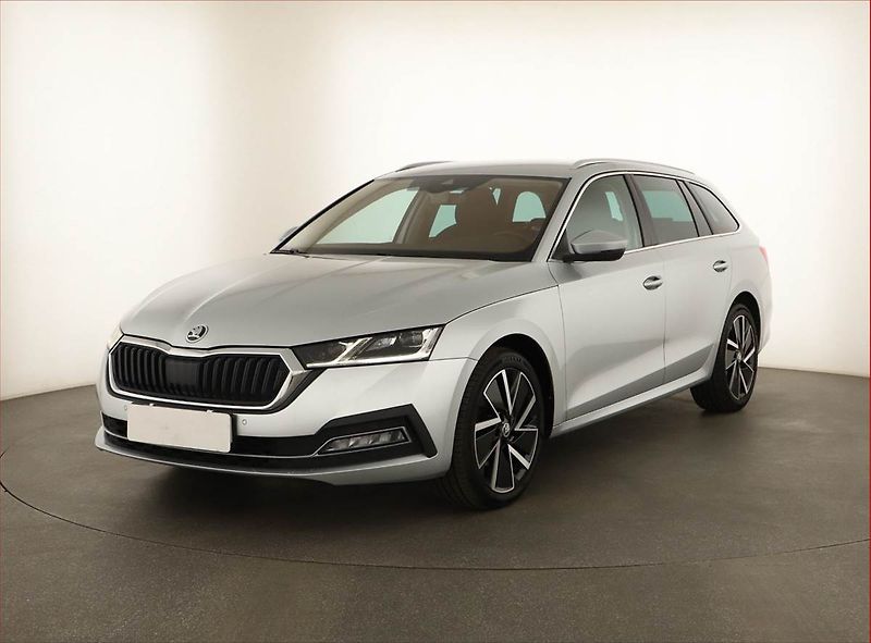 Škoda Octavia (2022) Style 2.0 TSI - fotka 2 z 14
