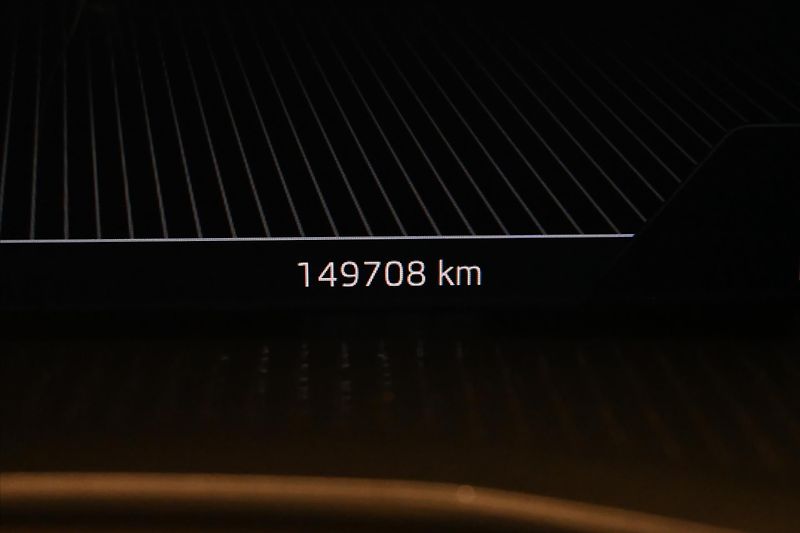 Škoda Kamiq 1,0 TSI 81 kW Sport Business Z - fotka 17 z 29