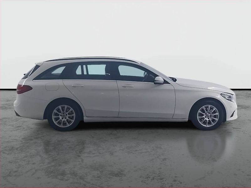 Mercedes-Benz Třídy C (2019) C 200 d, Automat, Navi - fotka 6 z 18