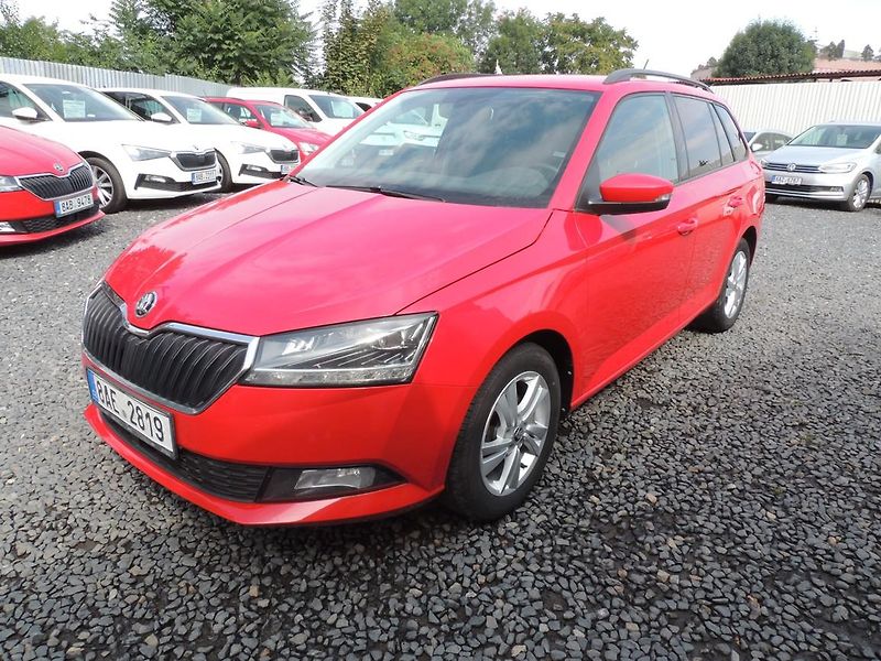 Škoda Fabia (2020) 1.0,Combi,Style,1.majČR,tažné - fotografie inzerátu