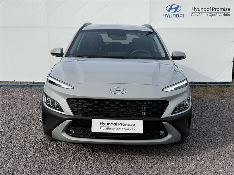 Hyundai Kona 1,6 T-GDI 145kW Smart DTC - fotka 4 z 23