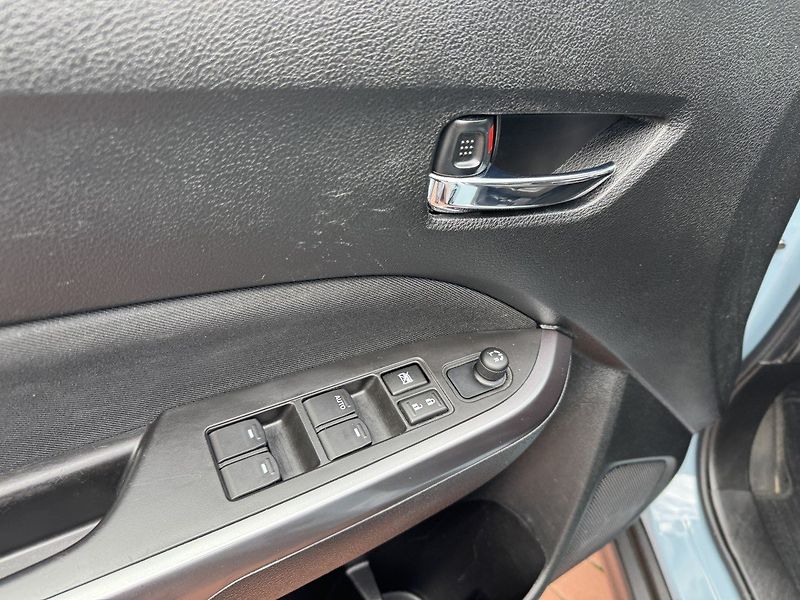 Suzuki Vitara (2021) 1.4 BoosterJet 4x4 Automat LED - fotka 28 z 49