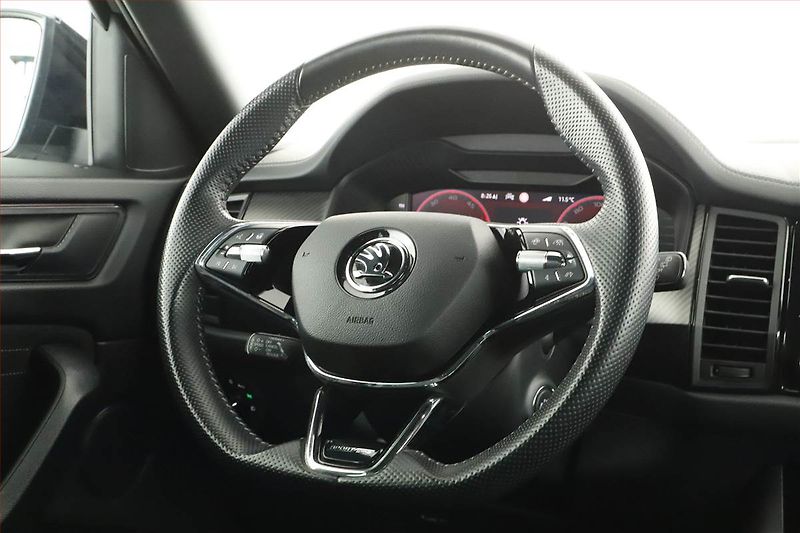 Škoda Kodiaq (2023) Sportline 2.0 TDI - fotka 16 z 18