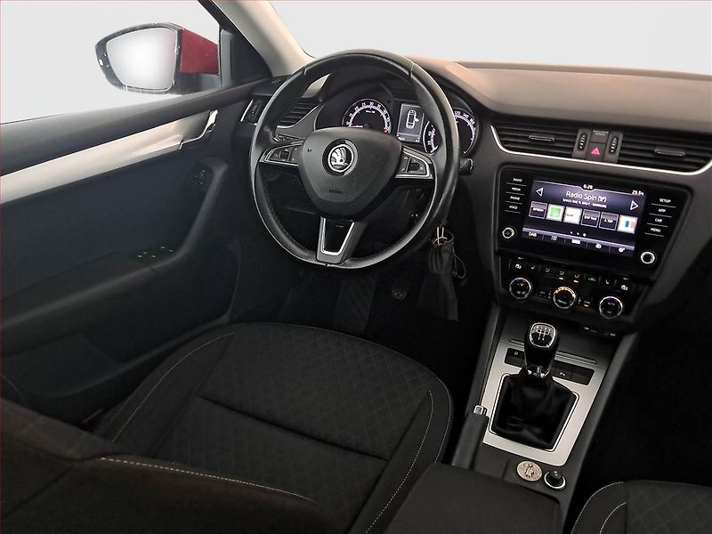 Škoda Octavia (2017) 1.6 TDI, Tempomat - fotka 7 z 16