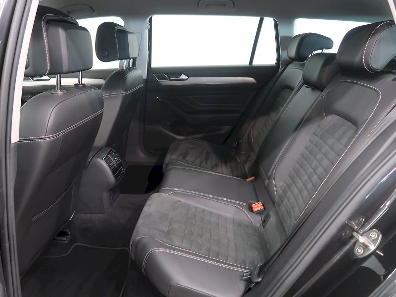 Volkswagen Passat (2022) ELEGANCE 2.0TDI EVO 110KW DSG - fotka 16 z 39