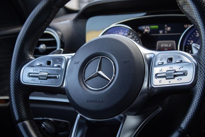 Mercedes-Benz Třídy E (2019) Mercedes-AMG 53 4MATIC+ A/T - fotka 38 z 50