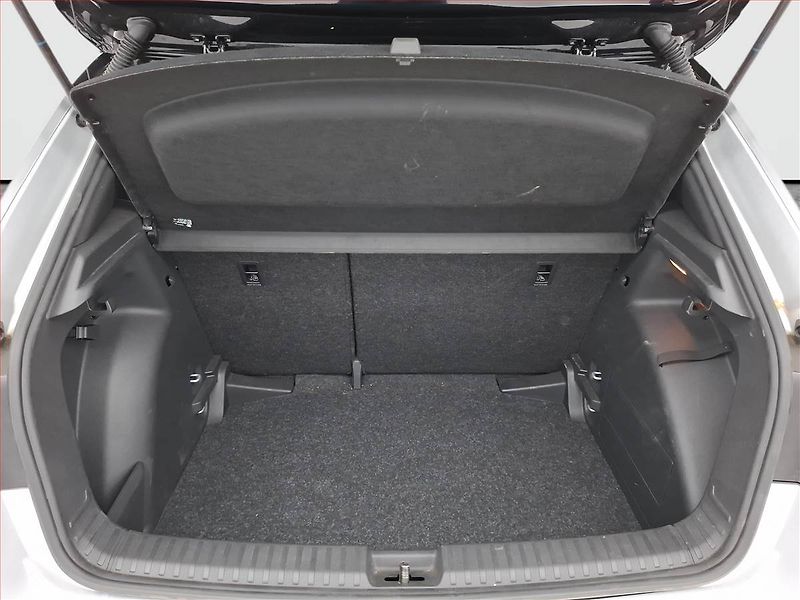 Škoda Fabia (2025) 1.0 TSI, Monte Carlo, FullLed - fotka 14 z 22