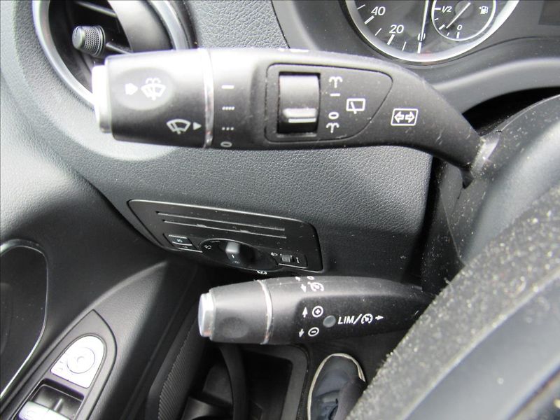 Mercedes-Benz Vito 2,1 d 114CDi 100KW 8 míst - fotka 22 z 28
