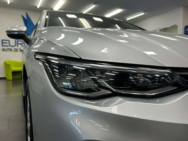 Volkswagen Golf (2023) 1.5 TGI Comfort AUT 2023 | Zár - fotka 9 z 58