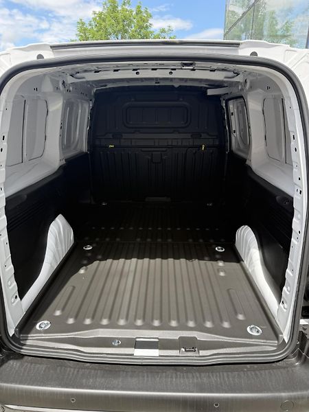 Citroën Berlingo (2026) VAN L2 1,5 HDI 130K - fotka 5 z 14