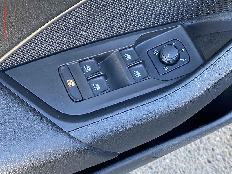 Škoda Octavia (2023) 2.0 TDi, 1.maj,ČR, Style - fotka 11 z 19
