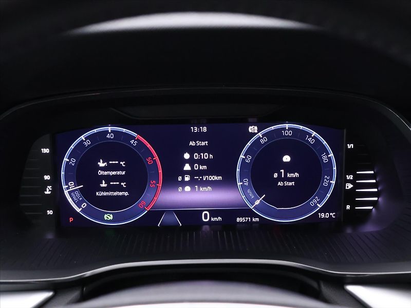 Škoda Octavia 2,0 TDI DSG Clever Matrix DPH - fotka 15 z 29