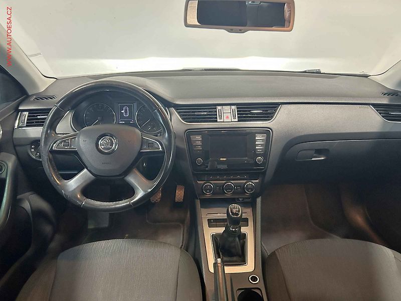 Škoda Octavia (2014) 2.0TDI, Elegance, bixen - fotka 8 z 15