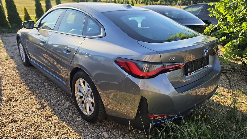 BMW i4 (2022) eDrive40 | 81 kWh - fotka 2 z 9