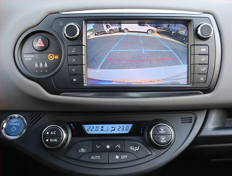 Toyota Yaris (2017) 1.5 Hybrid, Automat - fotka 12 z 19