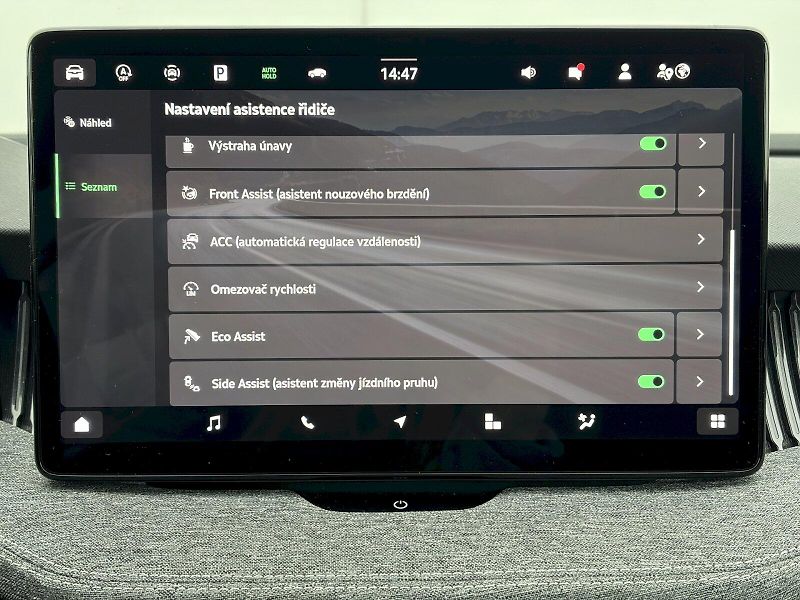 Škoda Superb (2024) Combi DSG 2.0 TDI / 110 kW / S - fotka 23 z 34