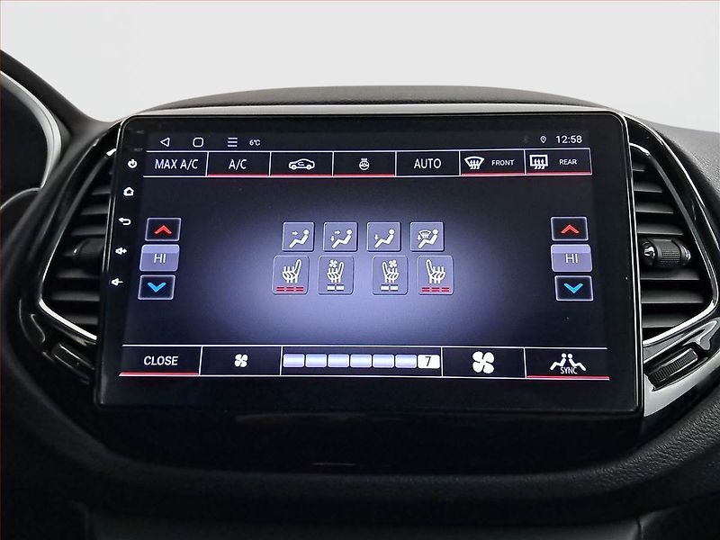Jeep Compass (2017) 1.4 MultiAir, 4X4, Automat - fotka 23 z 23