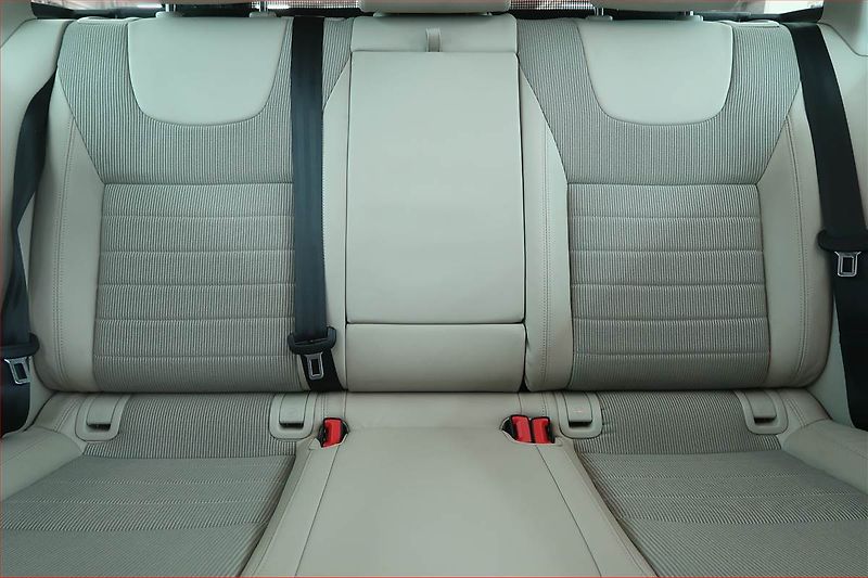 Škoda Octavia (2014) 2.0 TDI, Automat, Serv.kniha - fotka 10 z 19