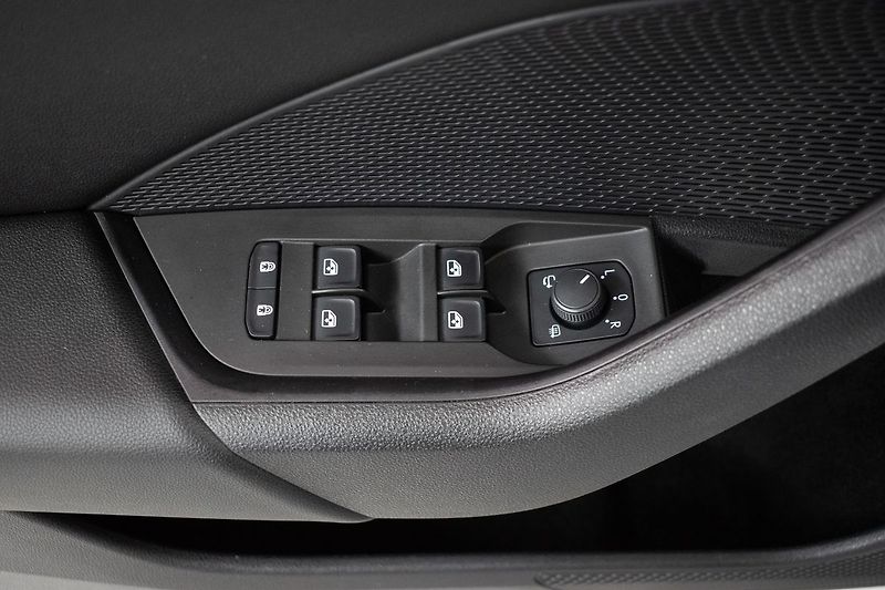 Škoda Octavia 1.5TSI REZERVACE - fotka 16 z 47