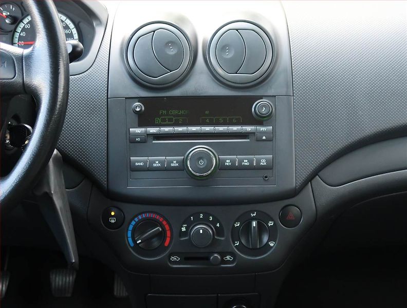 Chevrolet Aveo (2007) 1.2 i, ČR,1.maj, po STK - fotka 12 z 14