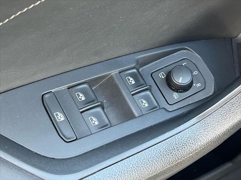 Škoda Kodiaq 2,0 TDi 147kW 7DSG 4x4 STYLE P - fotka 20 z 28