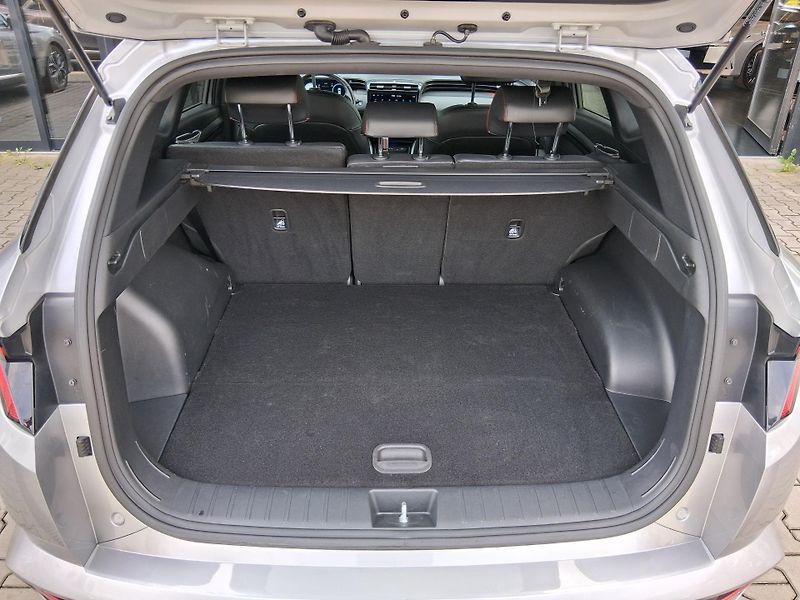 Hyundai Tucson N-LINE 1.6 T-GDi 4x4 132kW     - fotka 6 z 30