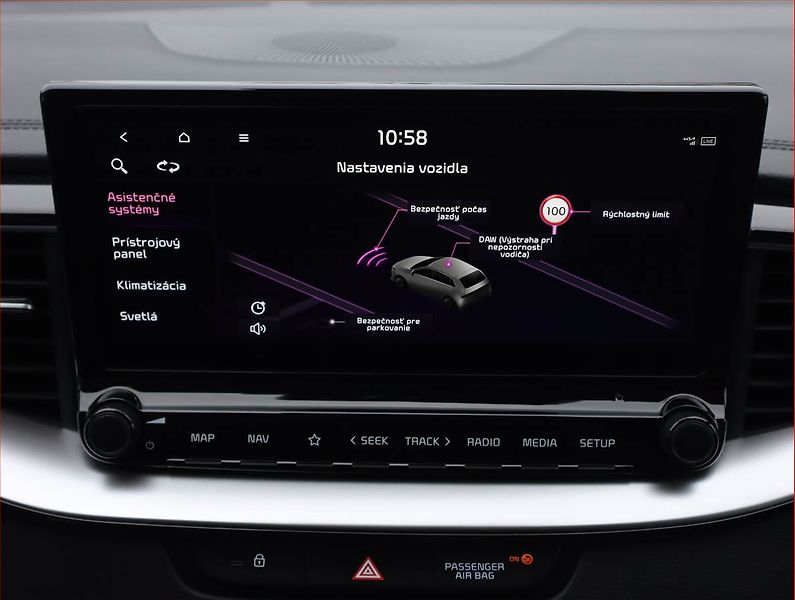 Kia Ceed (2025) 1.5 T-GDI - fotka 18 z 24