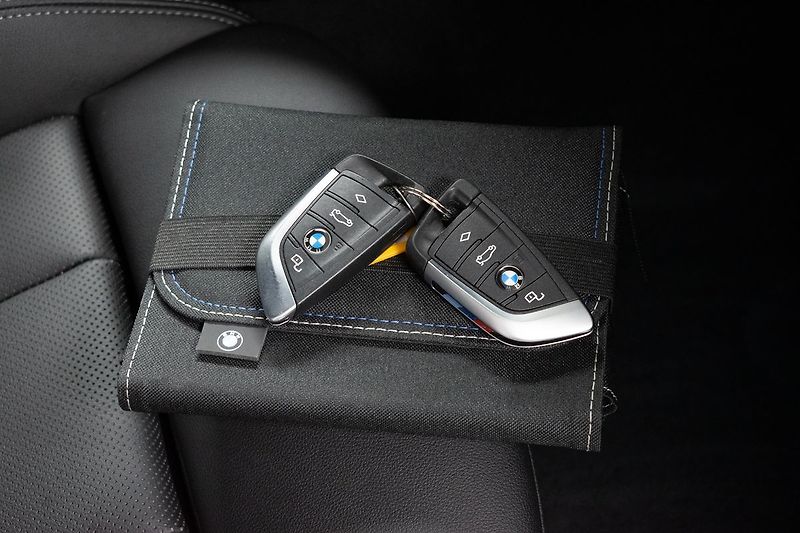 BMW Řada 4 420d xD ///M*ZÁRUKA*TAŽNÉ*ČR 1 - fotka 39 z 48
