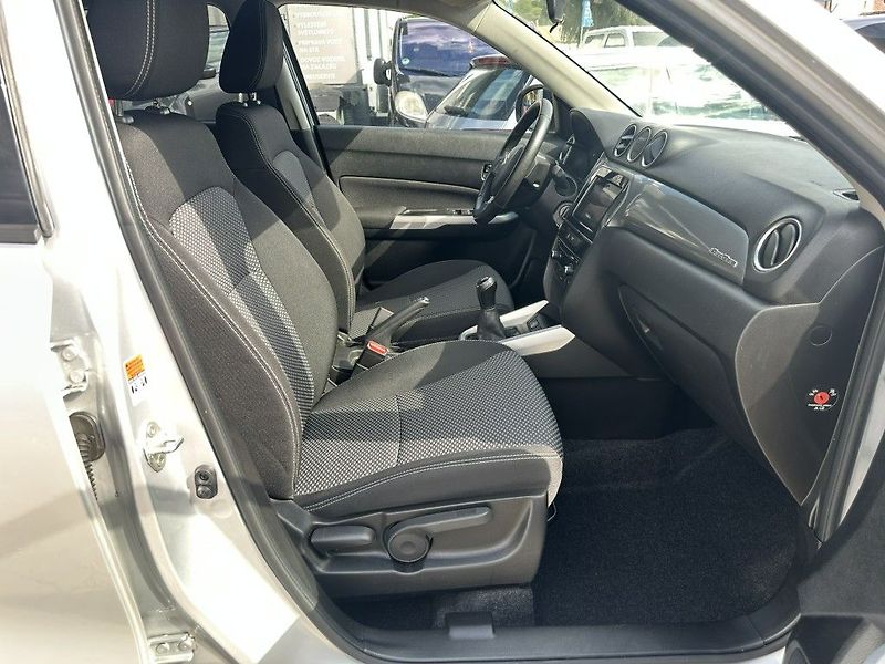 Suzuki Vitara 1.6i 88kW AllGrip 4x4 serviska - fotka 26 z 27